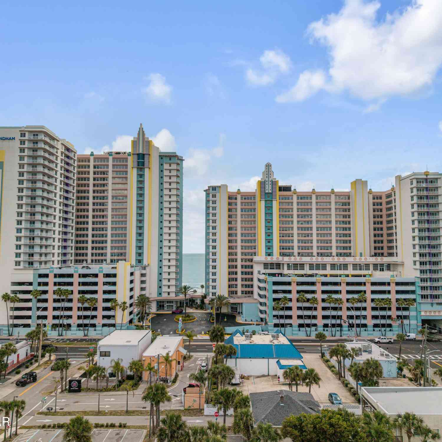 Condo For Sale - 300 N Atlantic Avenue #1910<br/> Daytona Beach, FL 32118