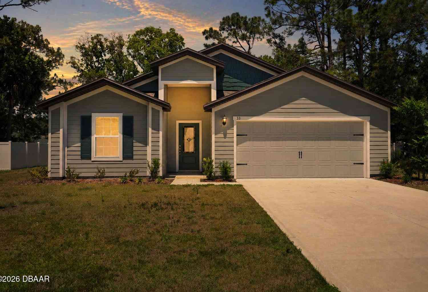 Homes For Sale - 33 Pineapple Drive<br/> Palm Coast, FL 32164