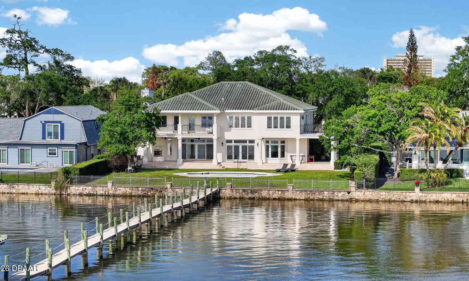 Homes For Sale - 70 Riverside Drive<br/> Ormond Beach, FL 32176