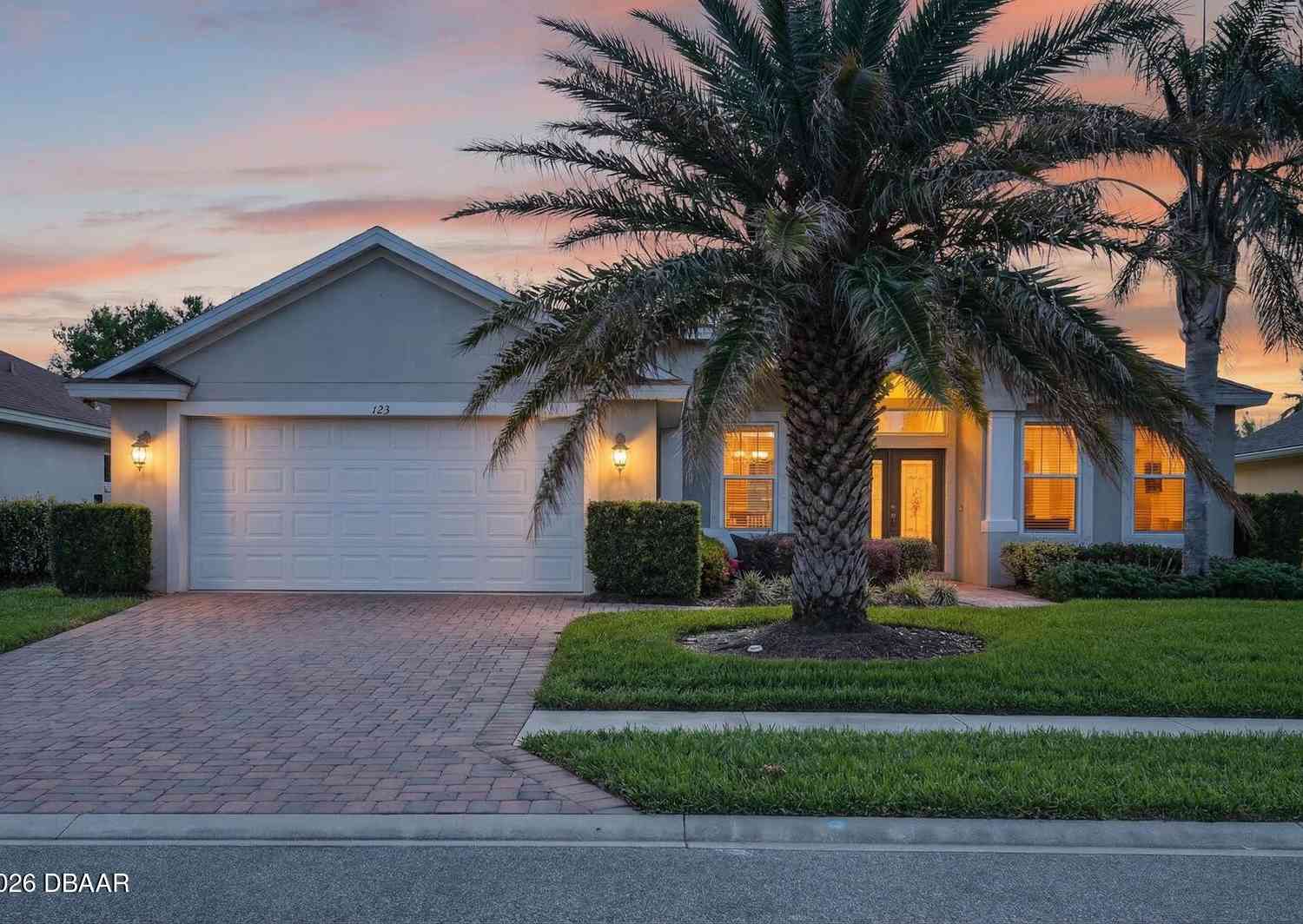 Homes For Sale - 123 Arena Lake Drive<br/> Palm Coast, FL 32137