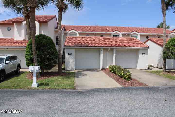 Townhouse For Sale - 288 Florida Shores Boulevard<br/> Daytona Beach Shores, FL 32118