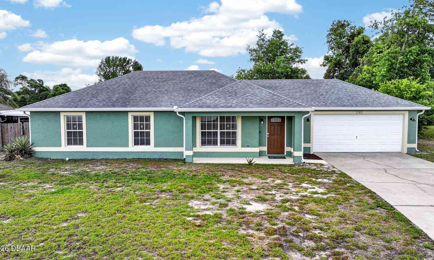 Homes For Sale - 2301 Weatherford Drive<br/> Deltona, FL 32738