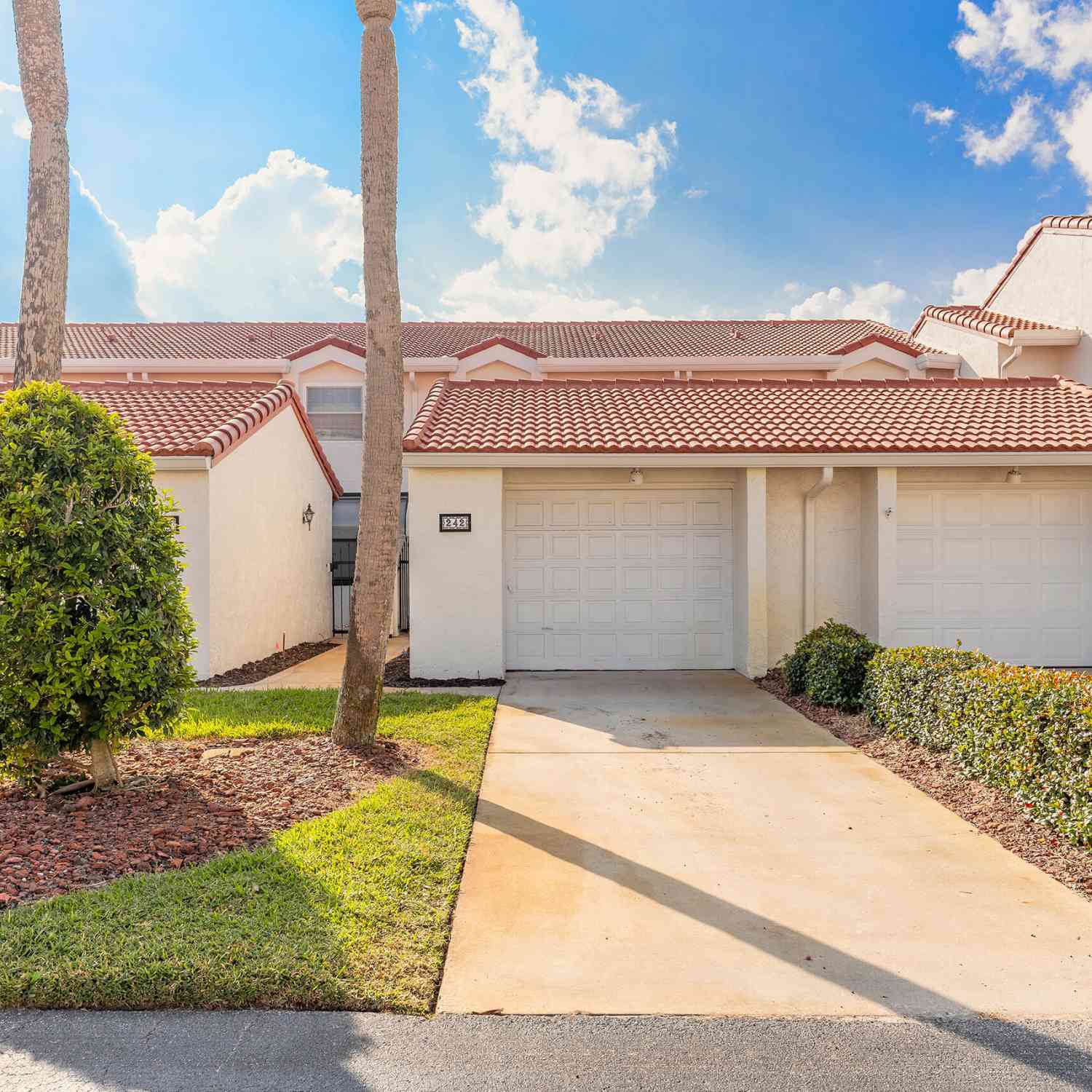 Townhouse For Sale - 242 Florida Shores Boulevard<br/> Daytona Beach Shores, FL 32118