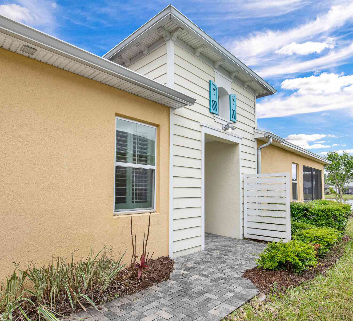 Homes For Sale - 139 Margaritaville Avenue<br/> Daytona Beach, FL 32124