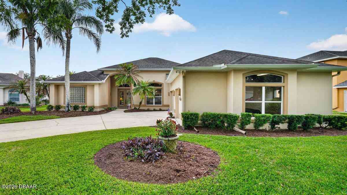 Homes For Sale - 6099 Sabal Hammock Circle<br/> Port Orange, FL 32128