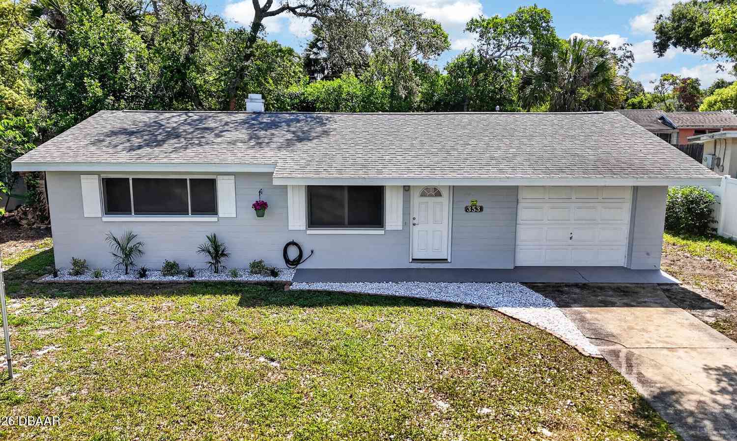 Homes For Sale - 353 Chardon Road<br/> Ormond Beach, FL 32174