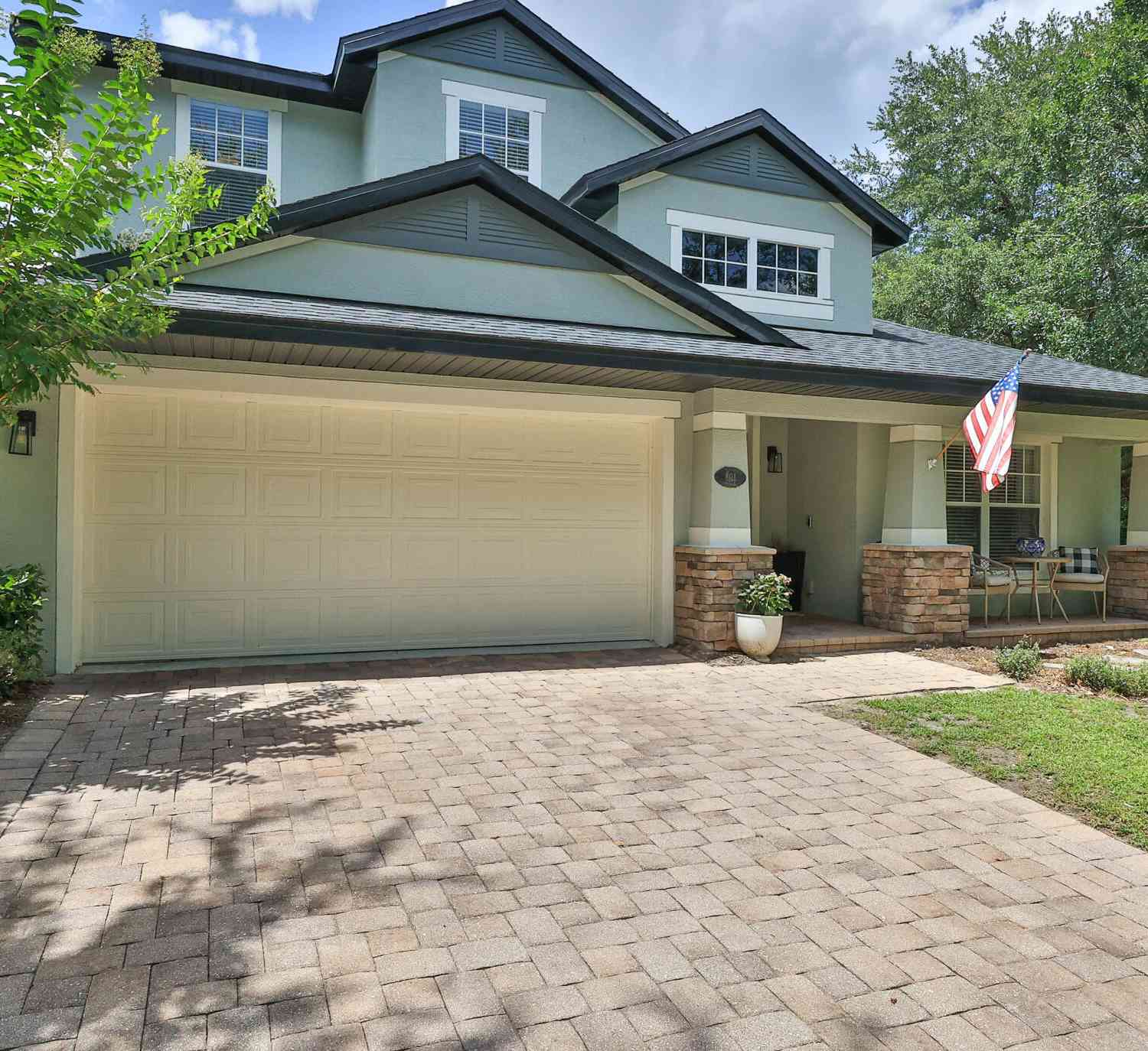 Homes For Sale - 801 Victoria Hills Drive<br/> DeLand, FL 32724