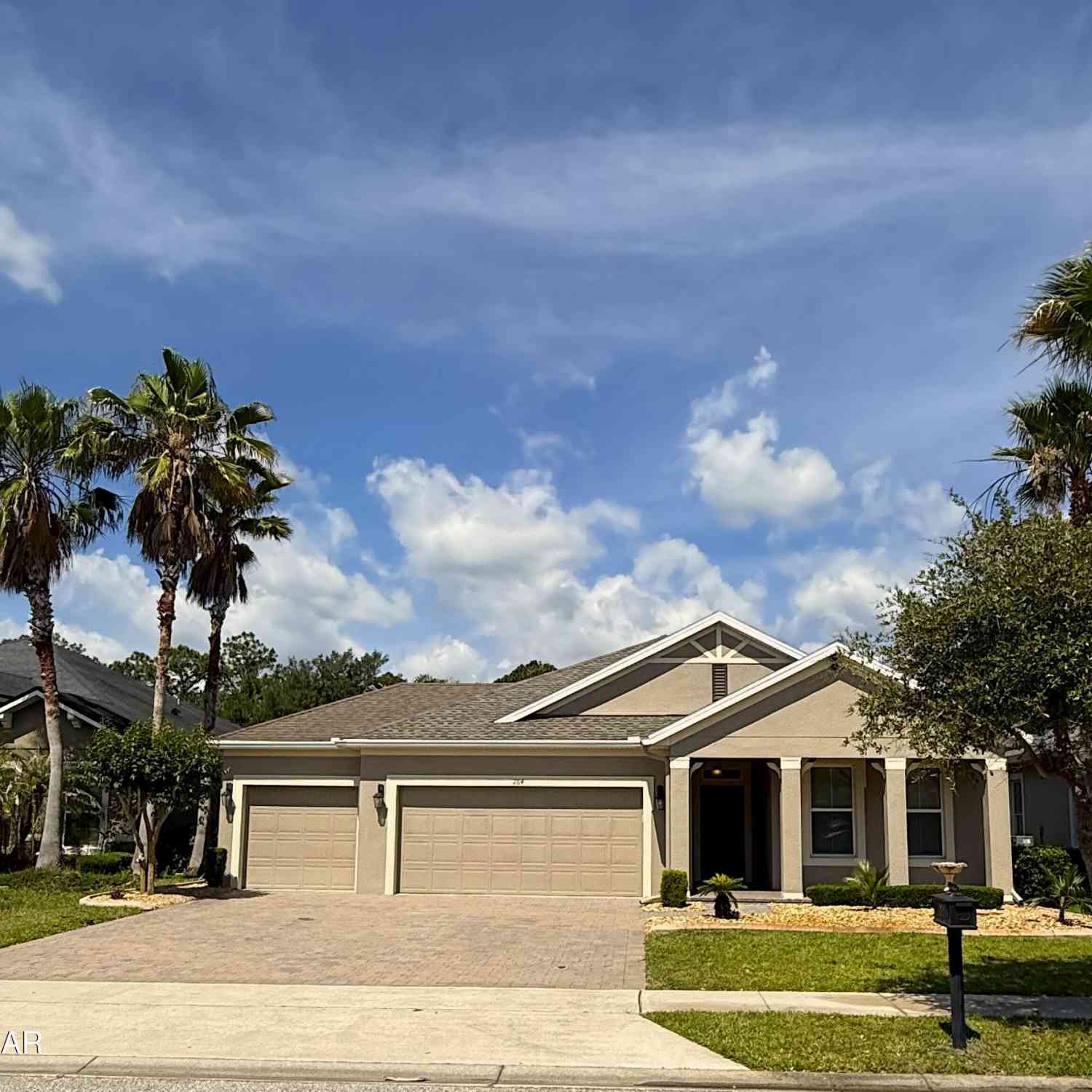 Homes For Sale - 264 Birkdale Drive<br/> Daytona Beach, FL 32124