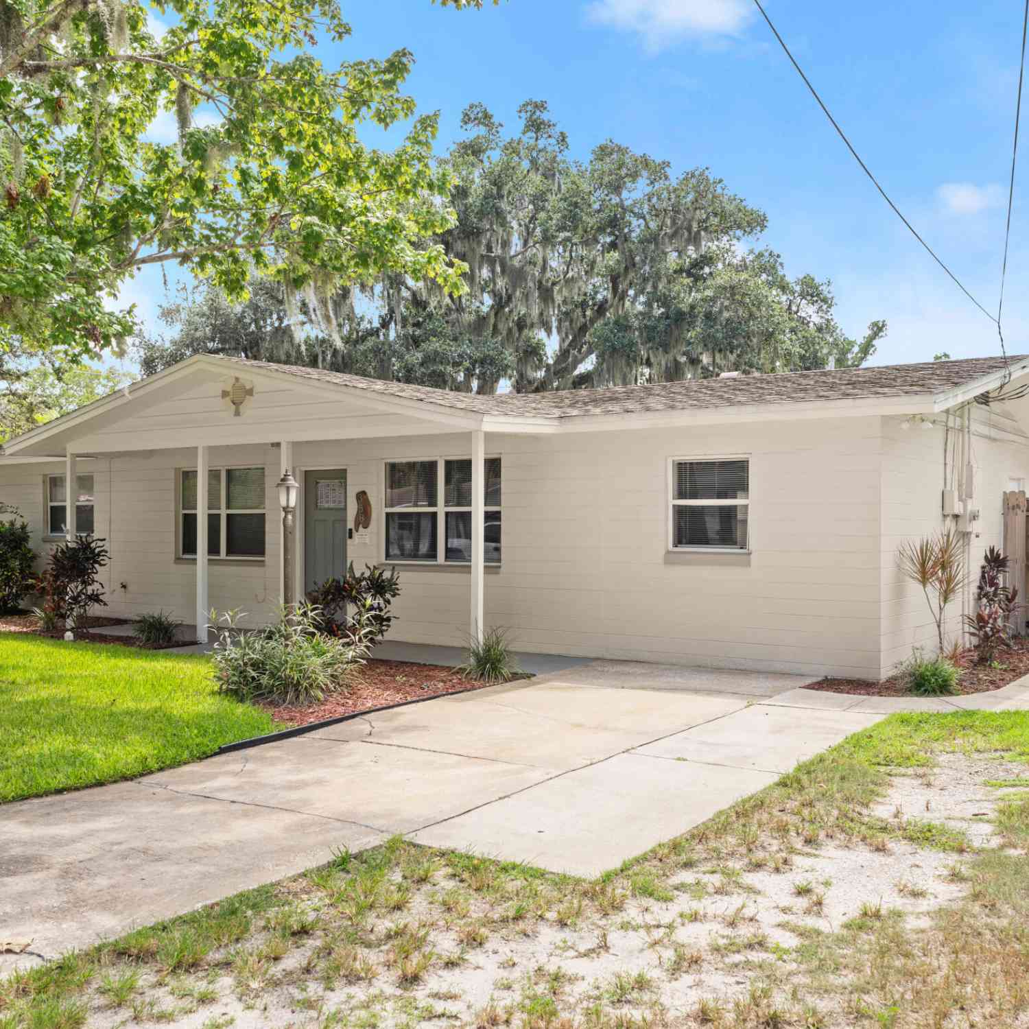 Homes For Sale - 358 S Orchard Street<br/> Volusia County, Ormond Beach, FL 32174