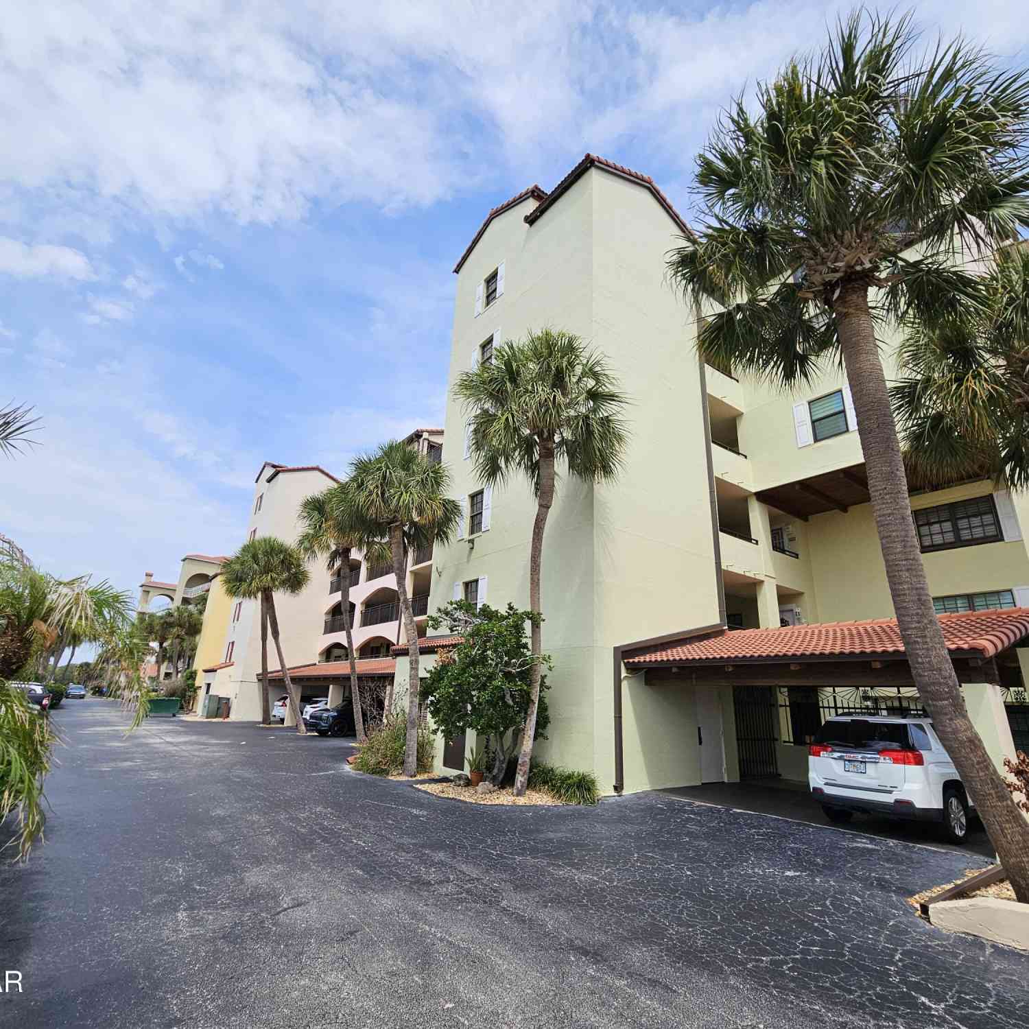 Condo For Sale - 632 Marina Point Drive #632<br/> Daytona Beach, FL 32114