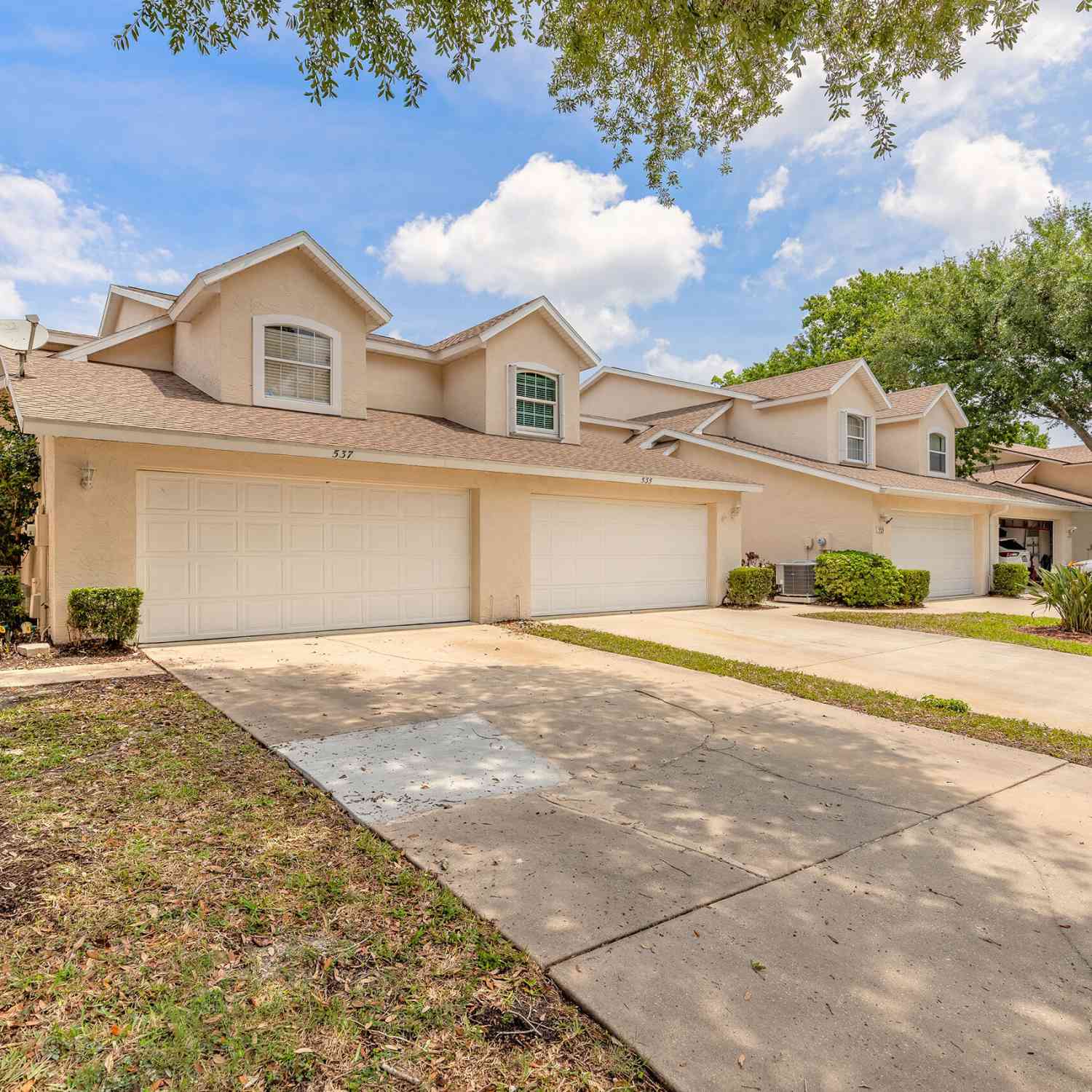 Townhouse For Sale - 537 Lake Bridge Drive<br/> Ormond Beach, FL 32174