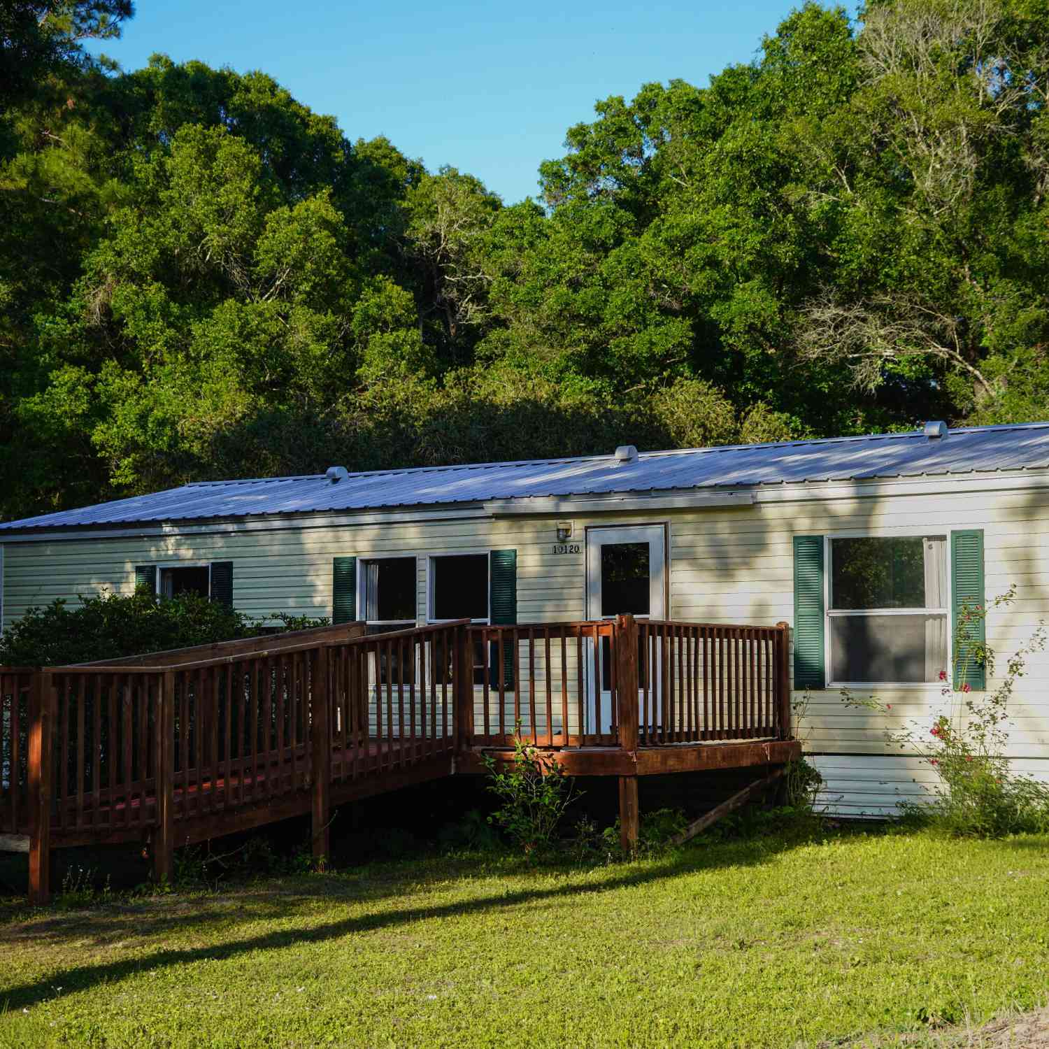 Mobile Home For Sale - 10120 Oliver Avenue<br/> Hastings, FL 32145