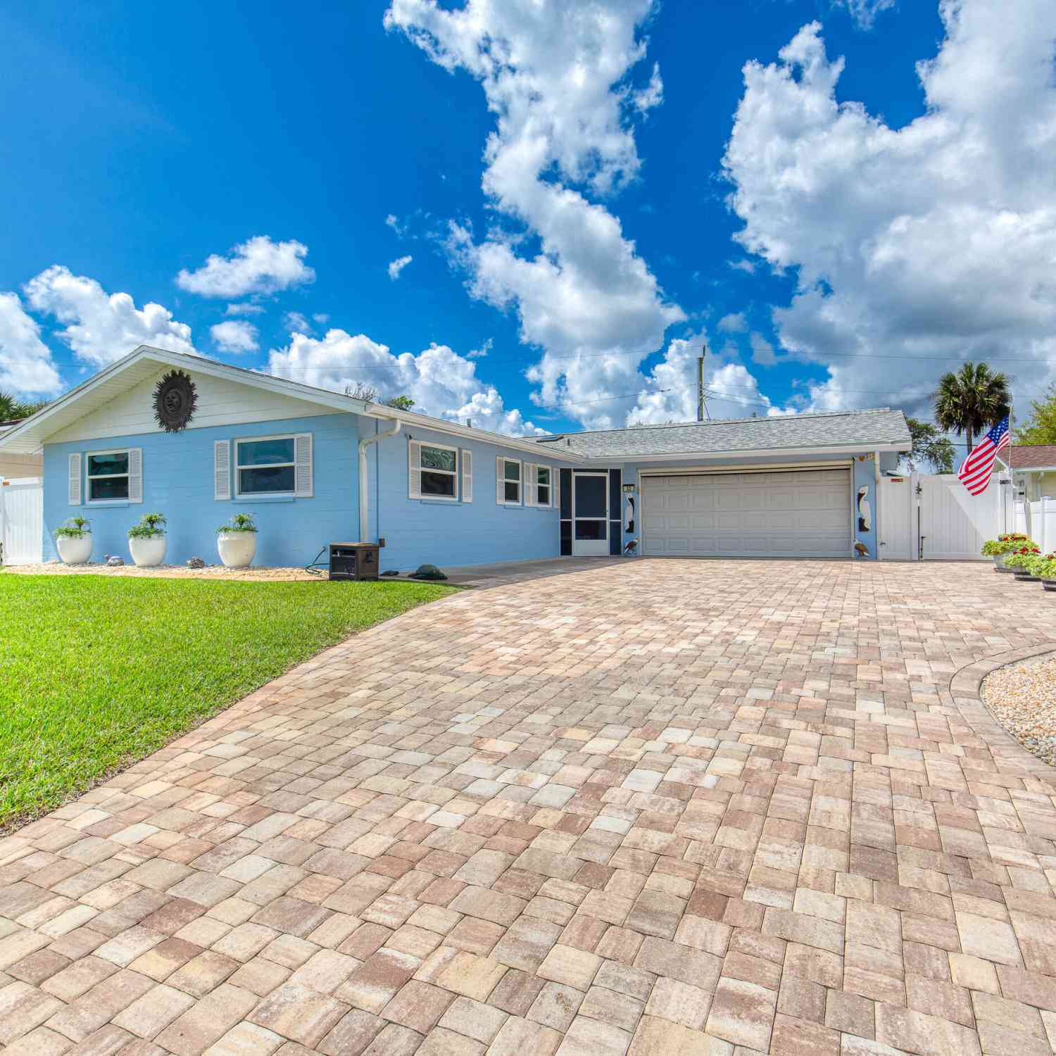 Homes For Sale - 32 Plaza Drive<br/> Ormond Beach, FL 32176