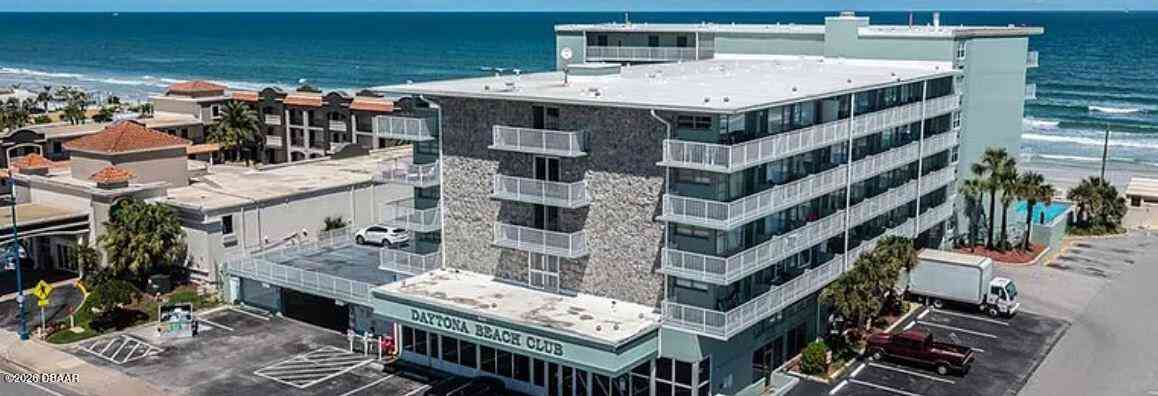 Condo For Sale - 800 N Atlantic Avenue #515<br/> Daytona Beach, FL 32118