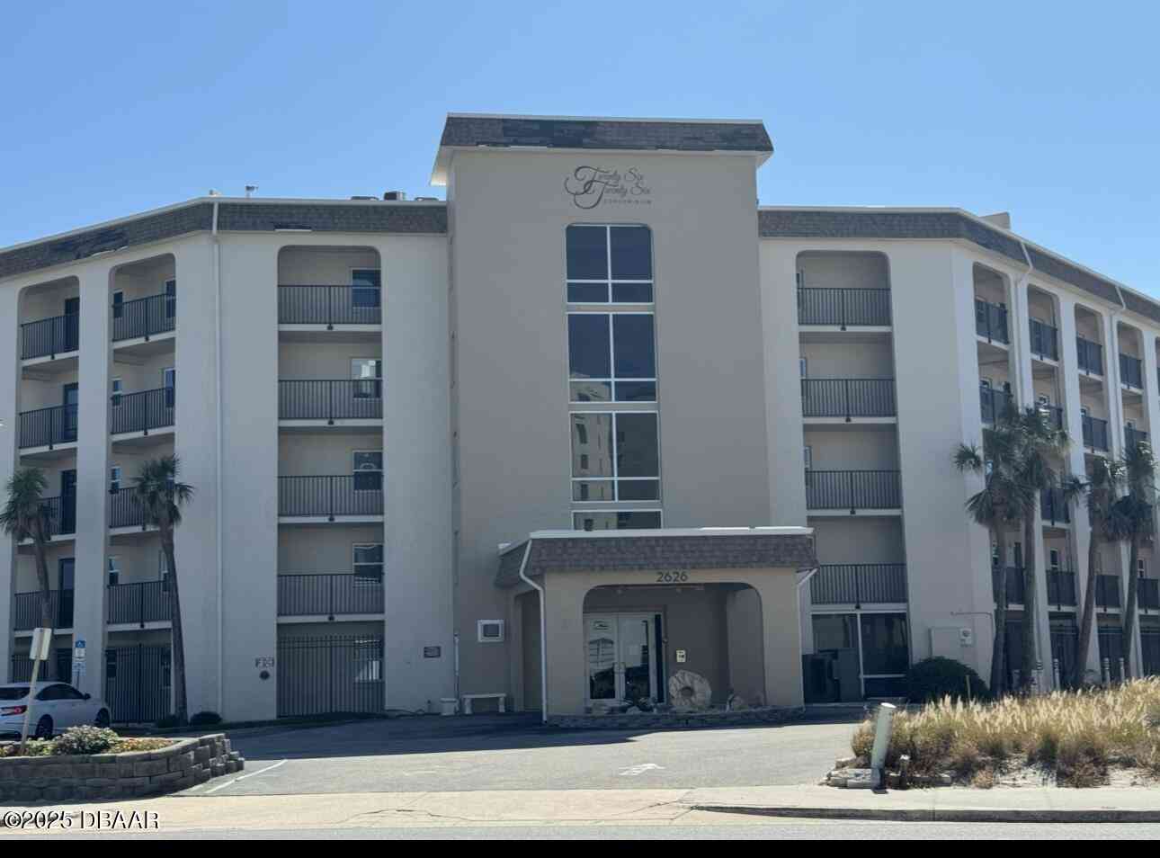 Condo For Sale - 2626 S Atlantic Avenue #108<br/> Daytona Beach Shores, FL 32118