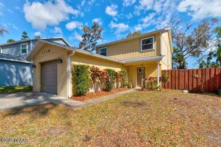 Homes For Sale - 1118 Meditation Loop<br/> Port Orange, FL 32129