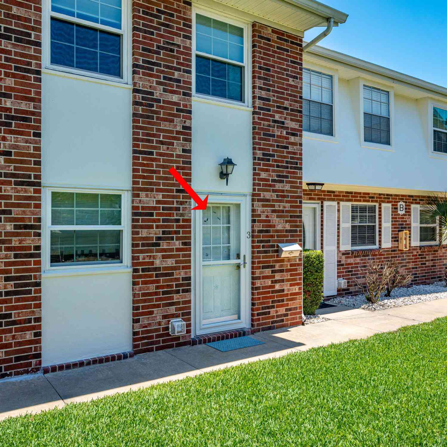Townhouse For Sale - 2200 S Palmetto Avenue #B030<br/> South Daytona, FL 32119