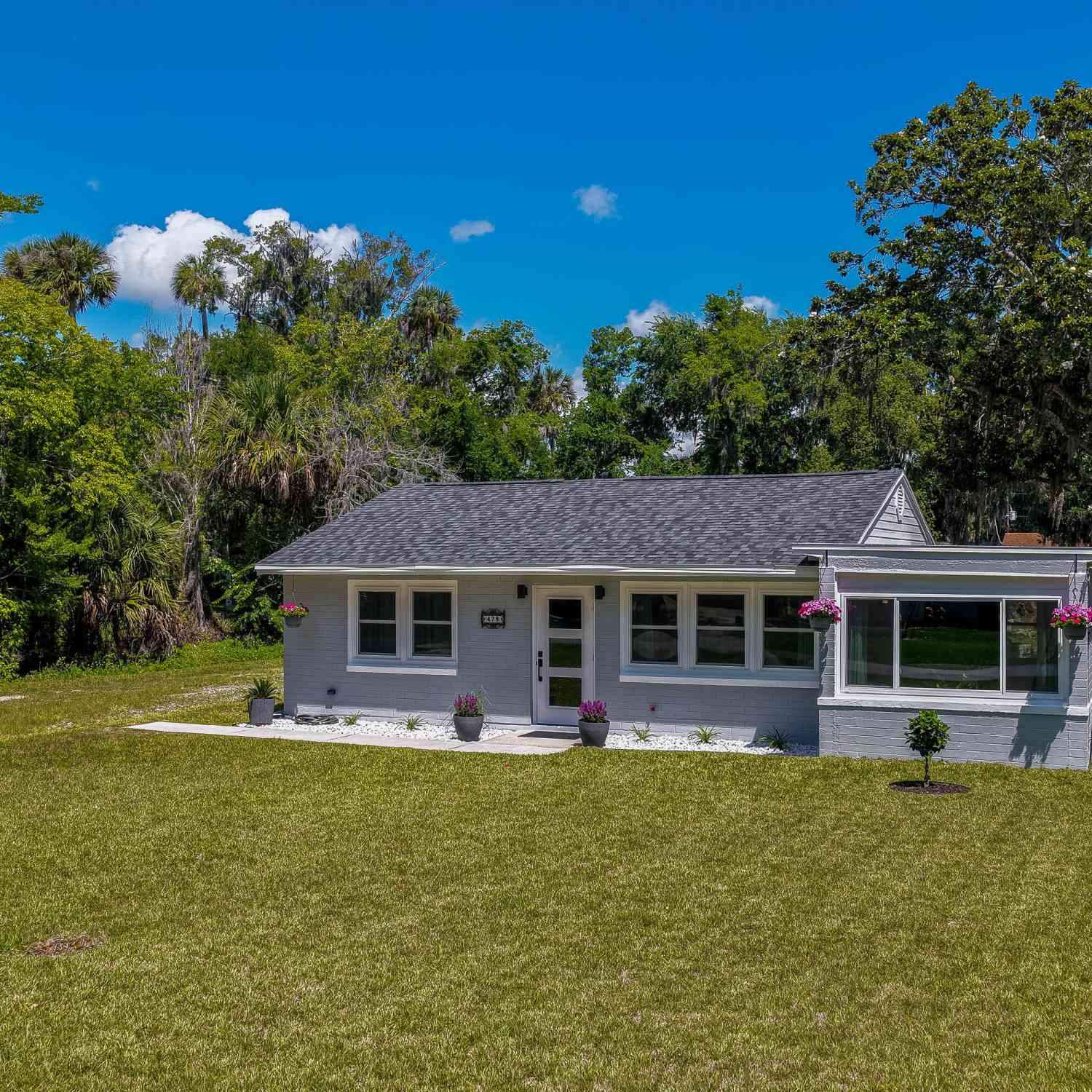 Homes For Sale - 478 Jeannette Drive<br/> Ormond Beach, FL 32174