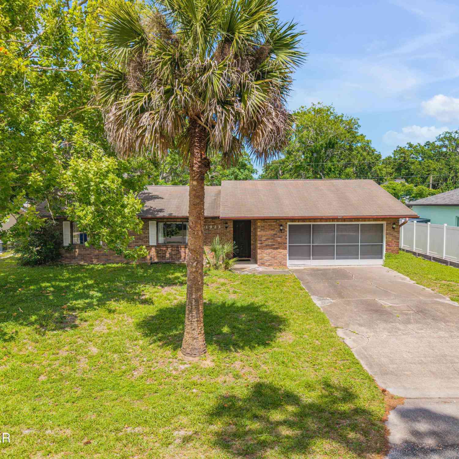 Homes For Sale - 1923 Sabal Palm Drive<br/> Edgewater, FL 32141