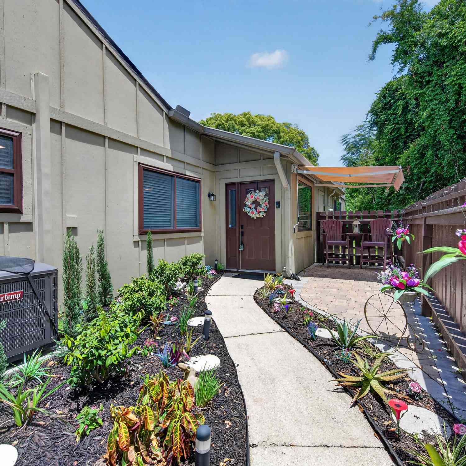 Townhouse For Sale - 23 Birchwood Trail<br/> Ormond Beach, FL 32174