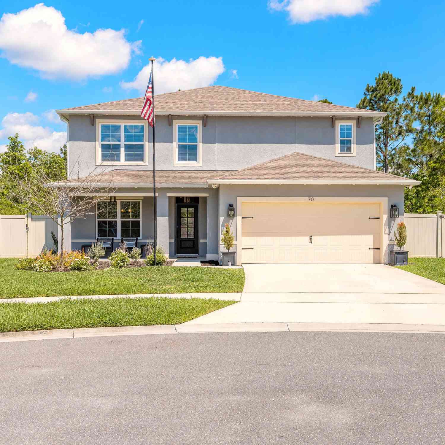 Homes For Sale - 70 Caballero Court<br/> Ormond Beach, FL 32174