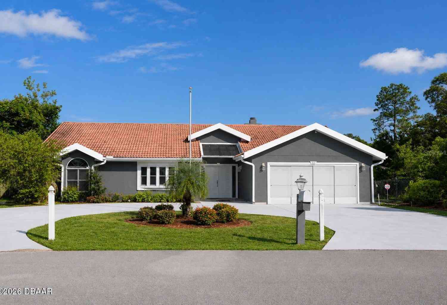 Homes For Sale - 10 Falls Place<br/> Flagler County, Palm Coast, FL 32137