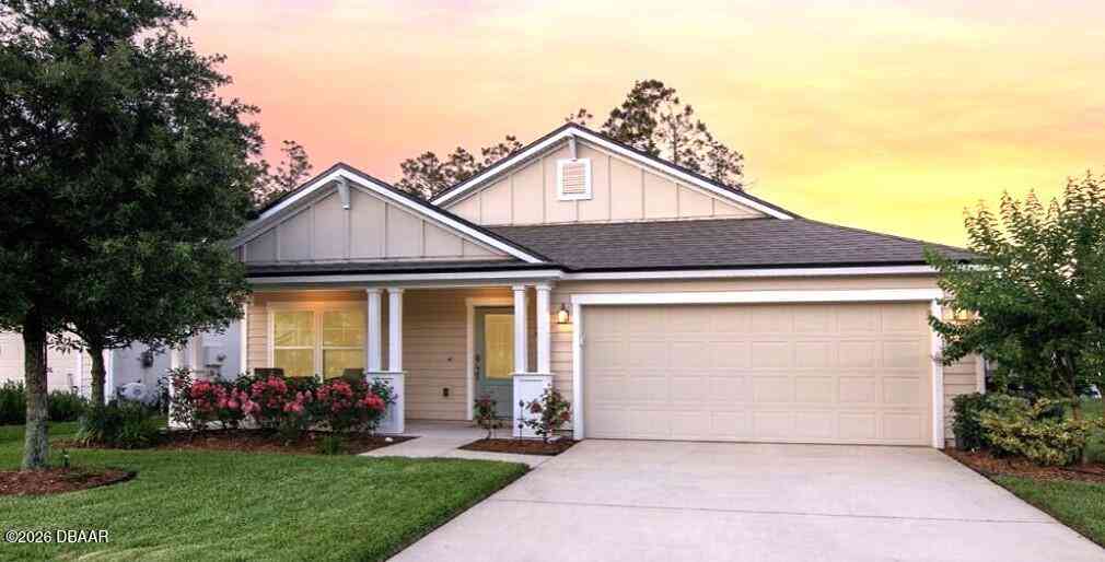 Homes For Sale - 144 S Hummingbird Place<br/> Palm Coast, FL 32164