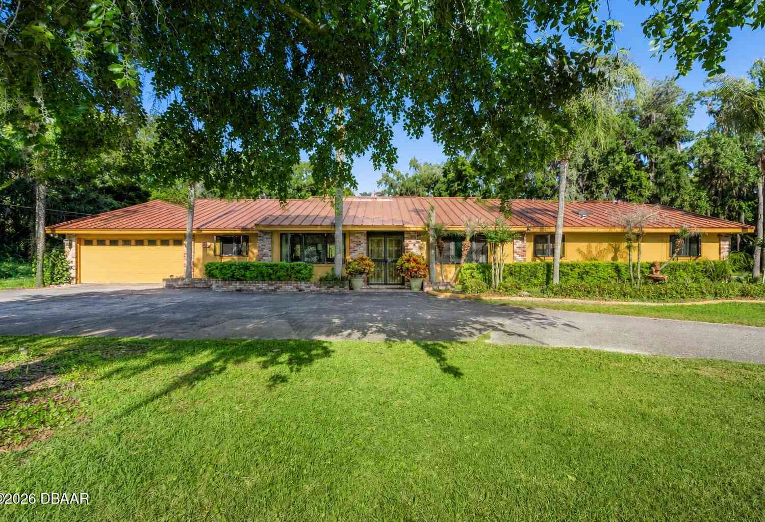 Homes For Sale - 6015 Trailwood Drive<br/> Port Orange, FL 32127