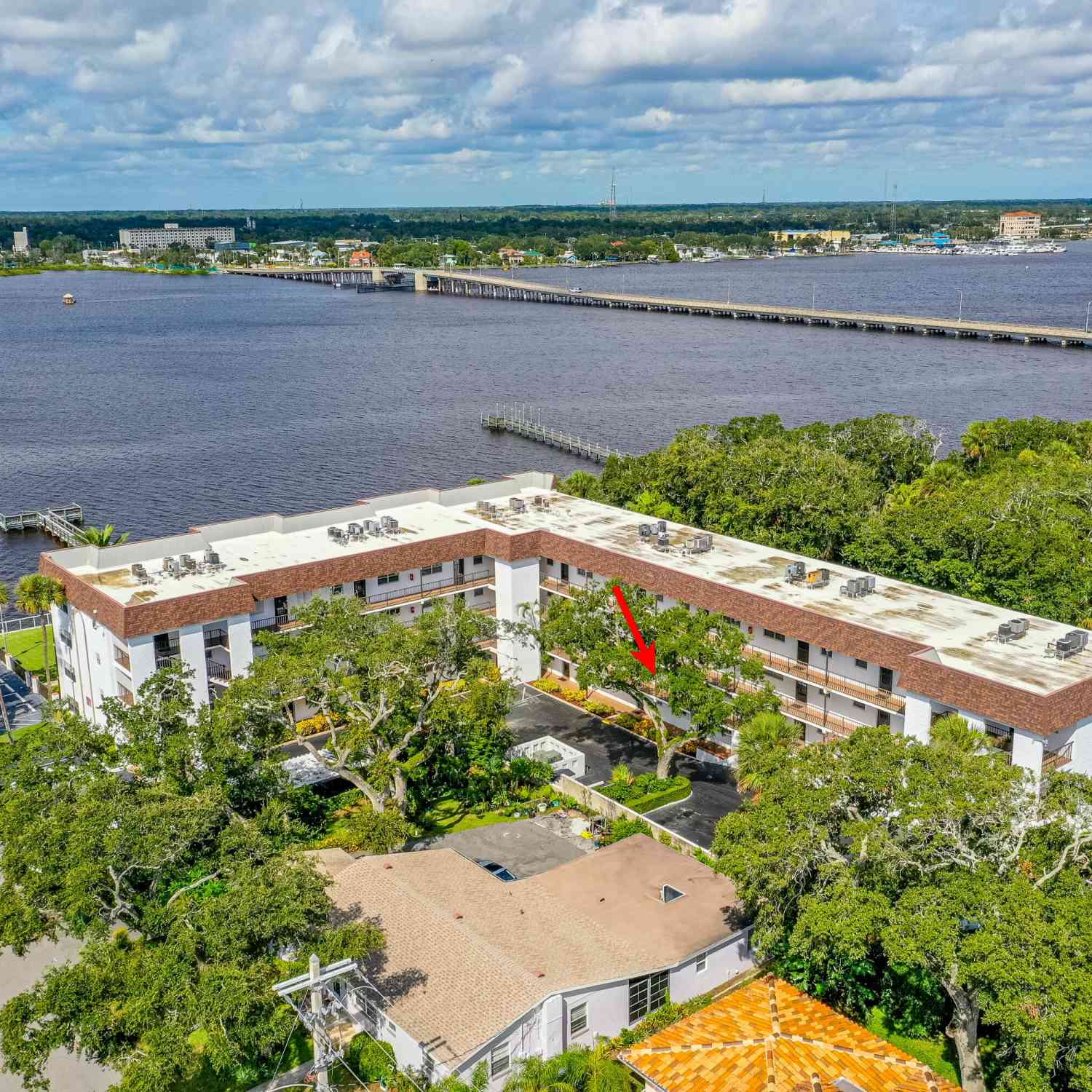Condo For Sale - 118 S Halifax Avenue #208<br/> Daytona Beach, FL 32118