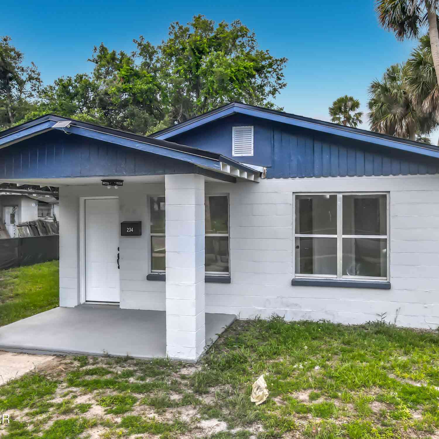 Homes For Sale - 234 N Adams Street<br/> Daytona Beach, FL 32114