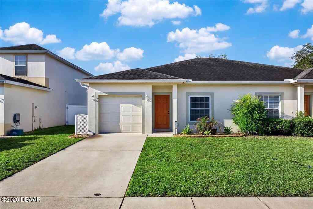 Homes For Sale - 1994 Yellowfin Drive<br/> Port Orange, FL 32128