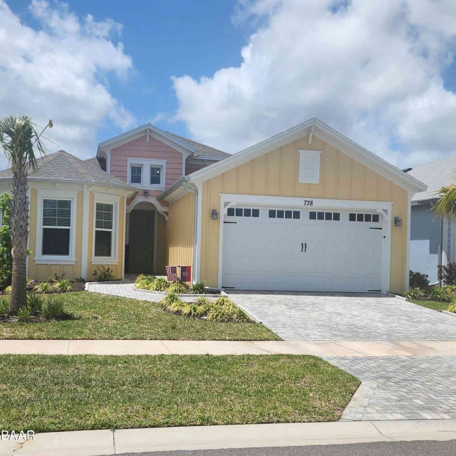 Homes For Sale - 738 Margaritaville Avenue<br/> Daytona Beach, FL 32124