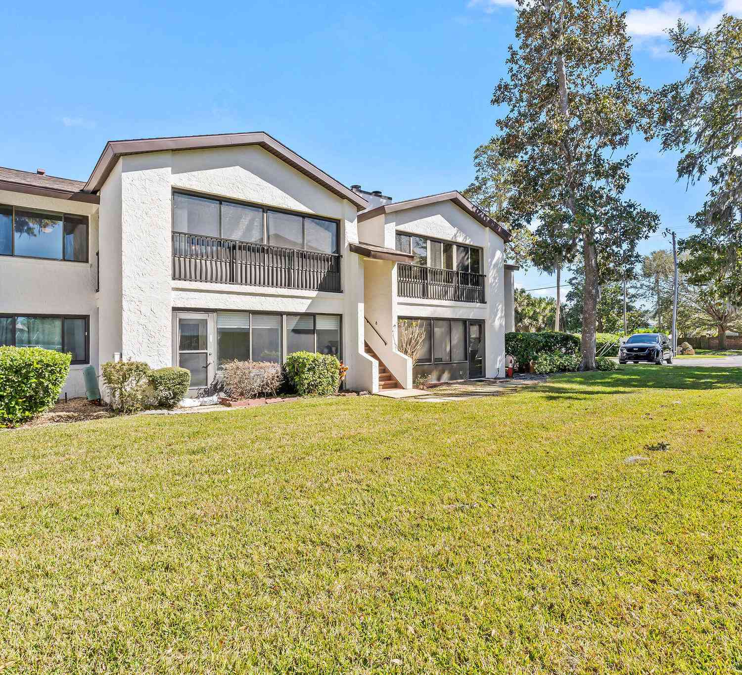 Condo For Sale - 1 Tomoka Oaks Boulevard #112<br/> Ormond Beach, FL 32174