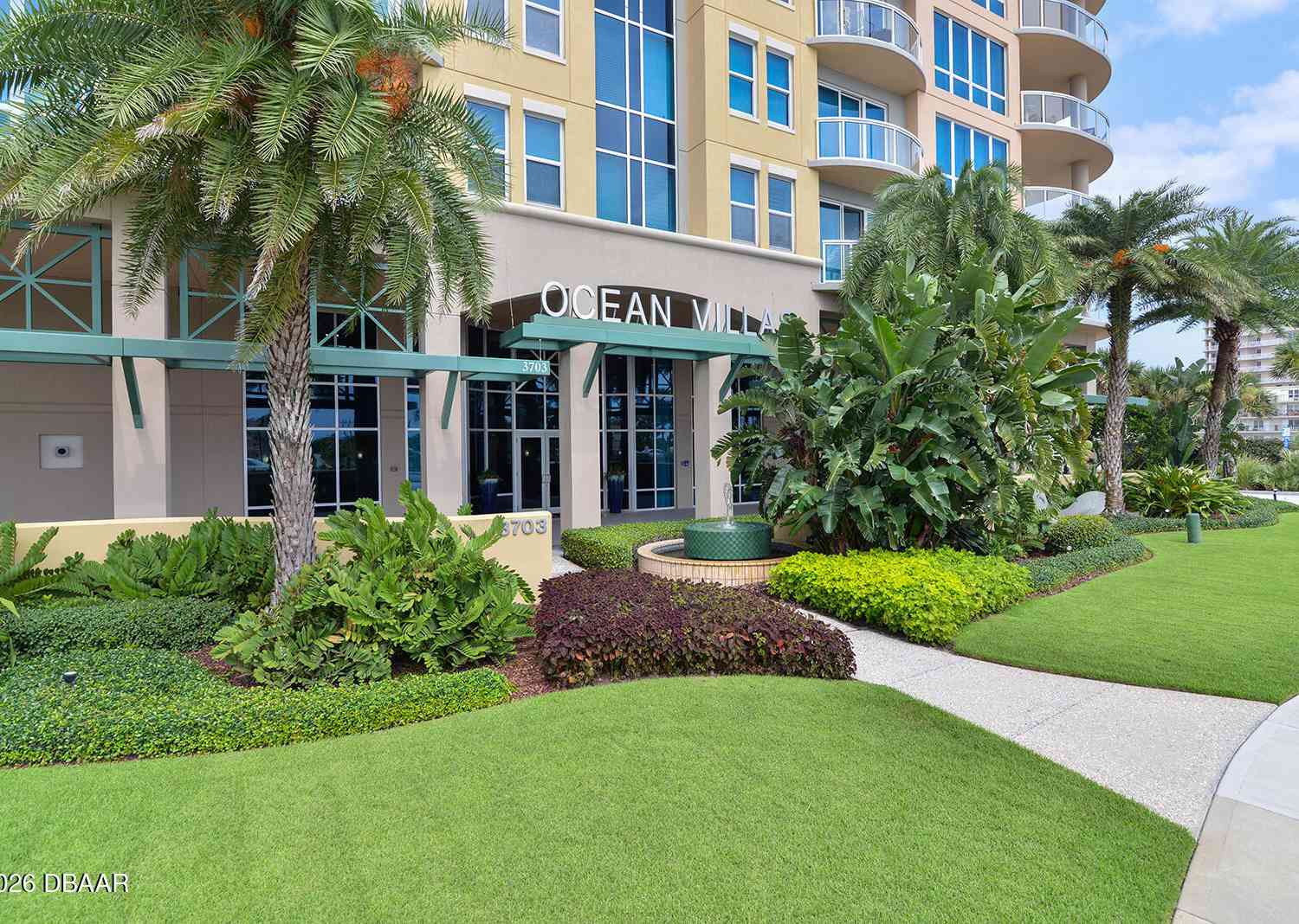 Condo For Sale - 3703 S Atlantic Avenue #204<br/> Daytona Beach Shores, FL 32118