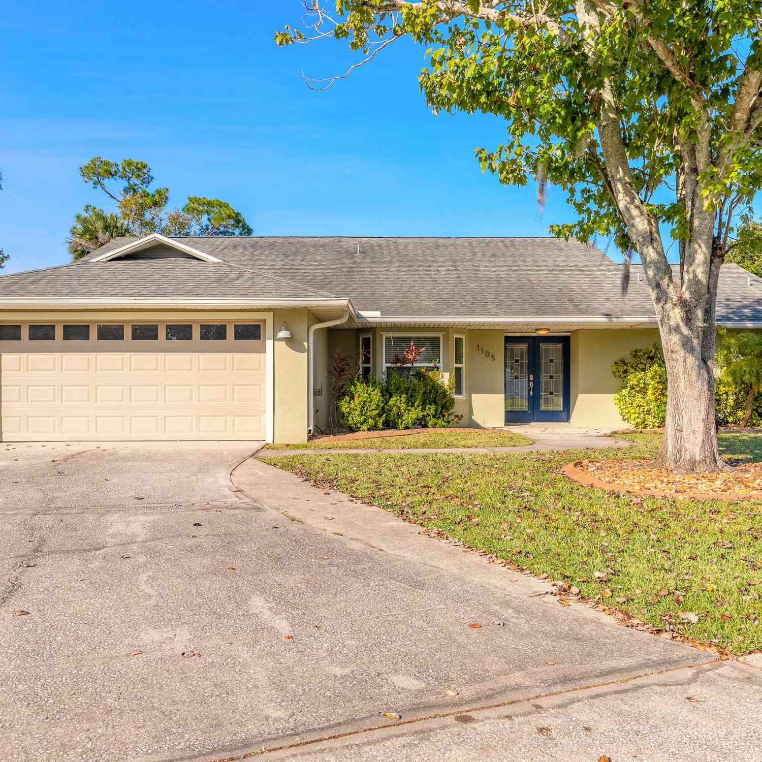 Homes For Sale - 1105 Donnell Drive<br/> Port Orange, FL 32129