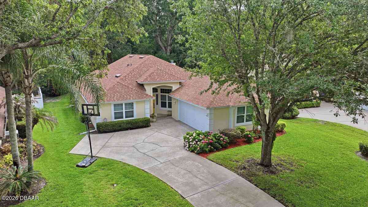 Homes For Sale - 32 Meadow Ridge View<br/> Ormond Beach, FL 32174