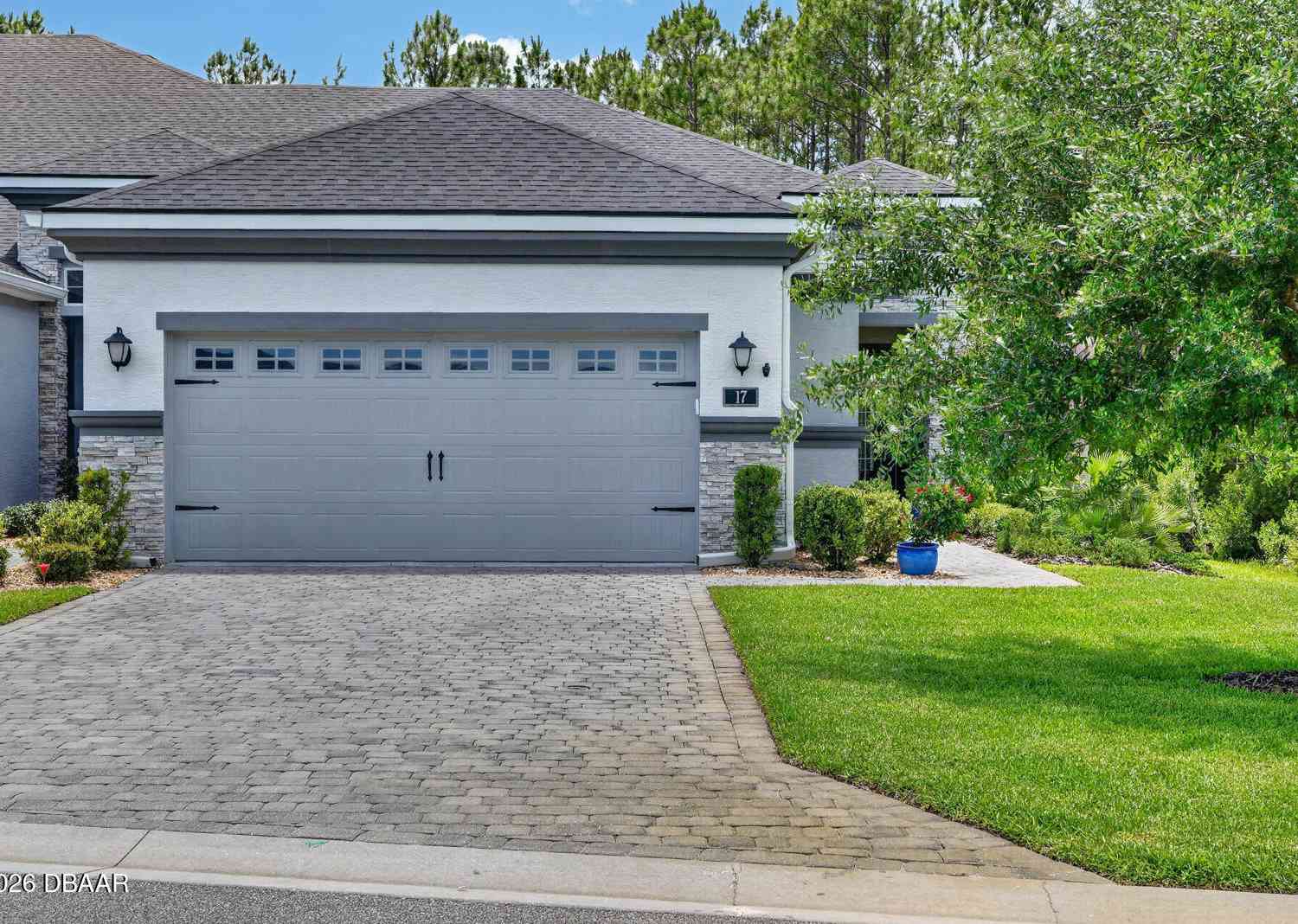 Homes For Sale - 17 Newhaven Lane<br/> Ormond Beach, FL 32174
