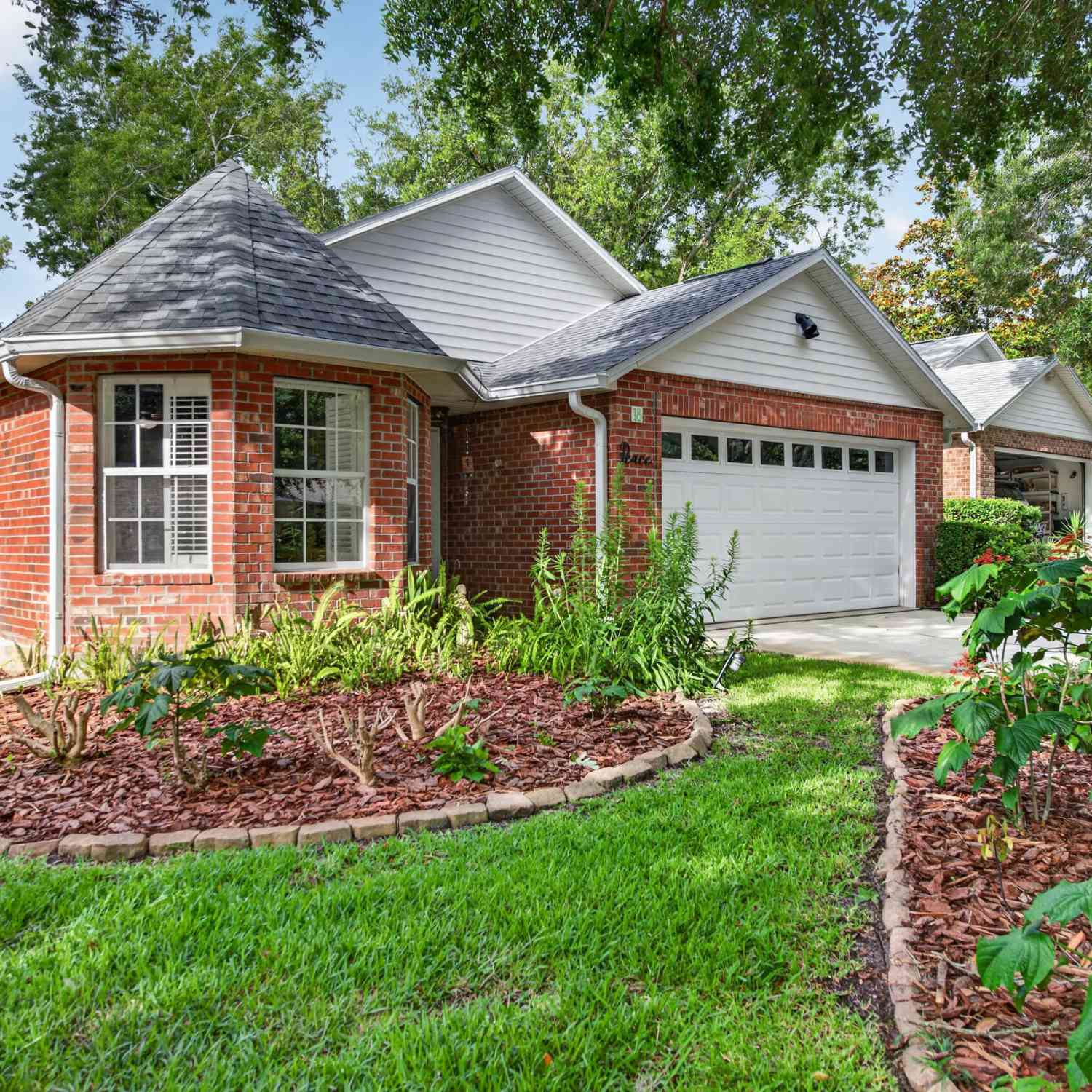 Homes For Sale - 18 Oak Village Drive<br/> Ormond Beach, FL 32174