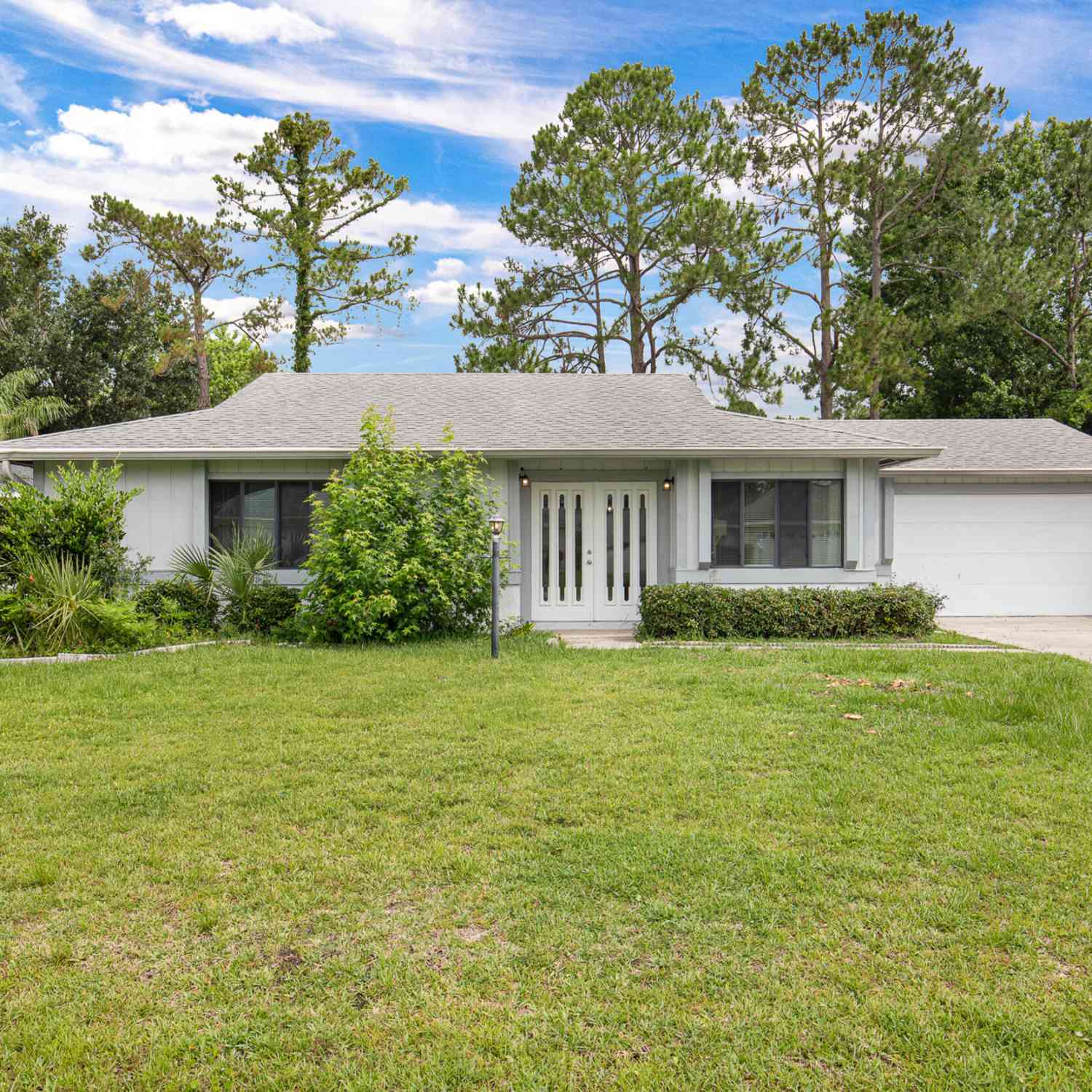 Homes For Sale - 7 Warren Place<br/> Palm Coast, FL 32164