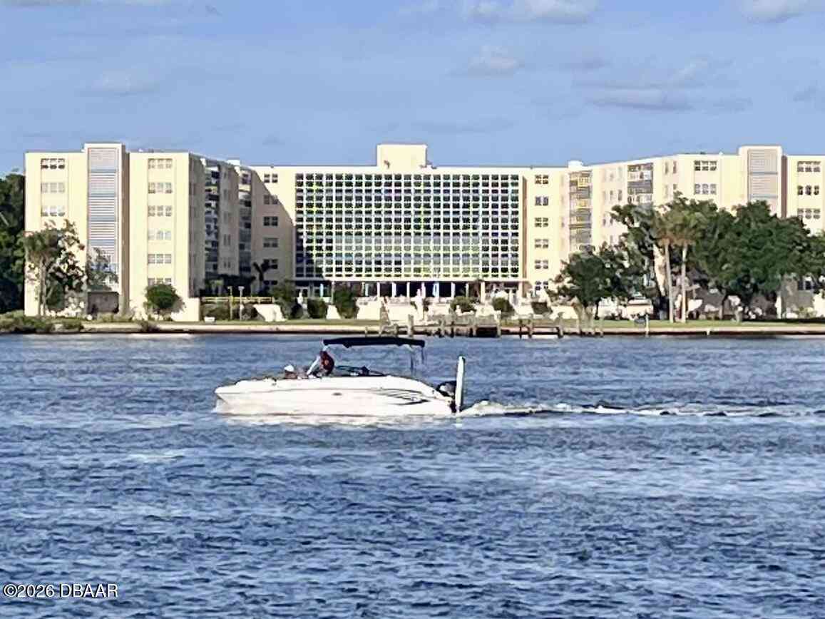 Condo For Sale - 1224 S Peninsula Drive #614<br/> Daytona Beach, FL 32118