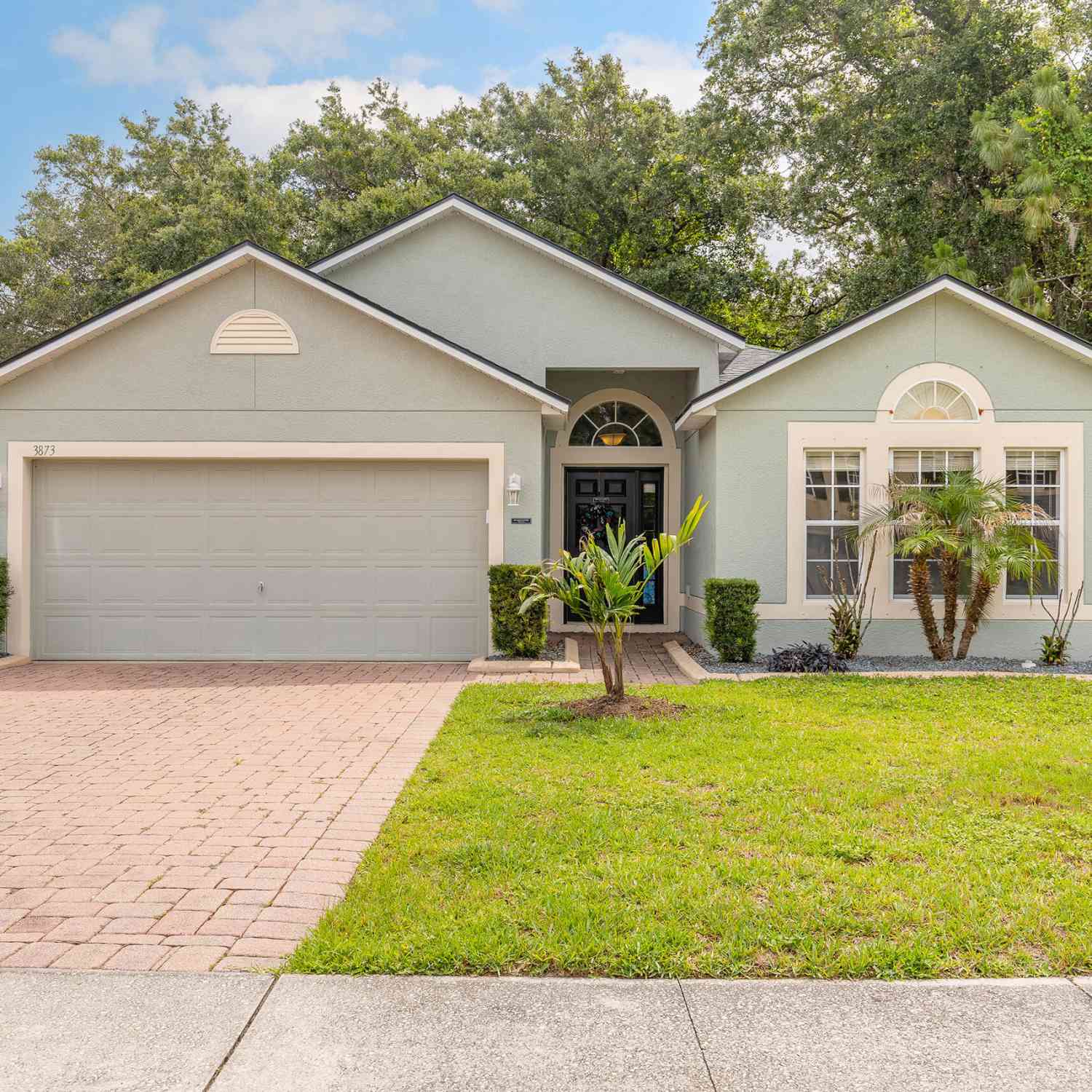 Homes For Sale - 3873 Sunset Cove Drive<br/> Volusia County, Port Orange, FL 32129