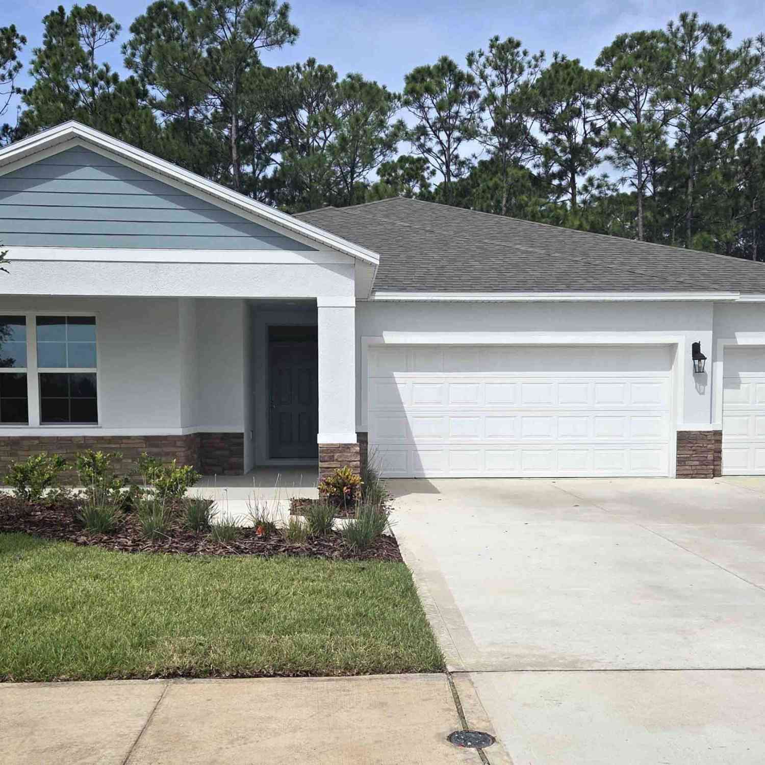 Homes For Sale - 1136 Morfontaine Street<br/> Volusia County, Daytona Beach, FL 32124
