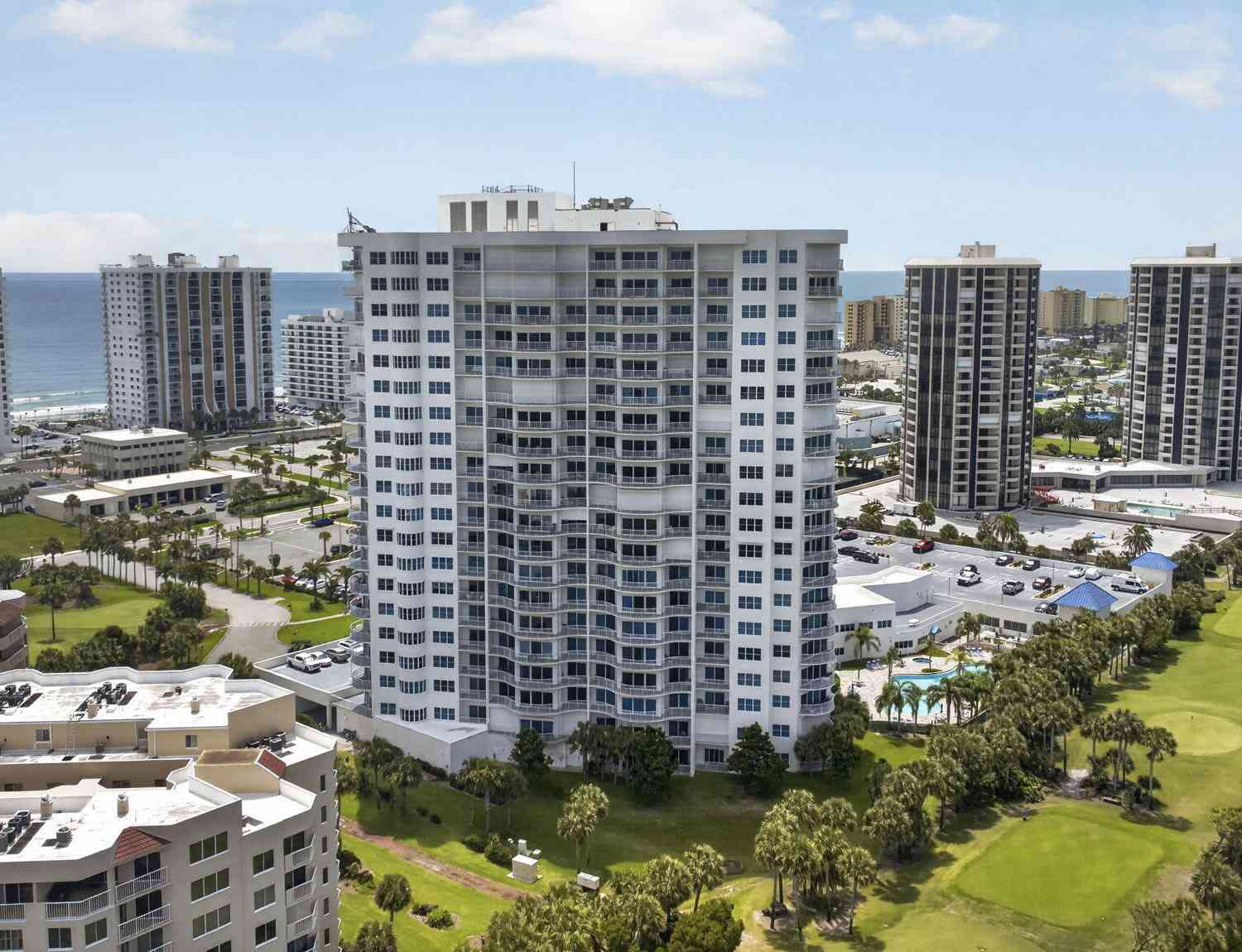 Condo For Sale - 2 Oceans West Boulevard #905<br/> Daytona Beach, FL 32118