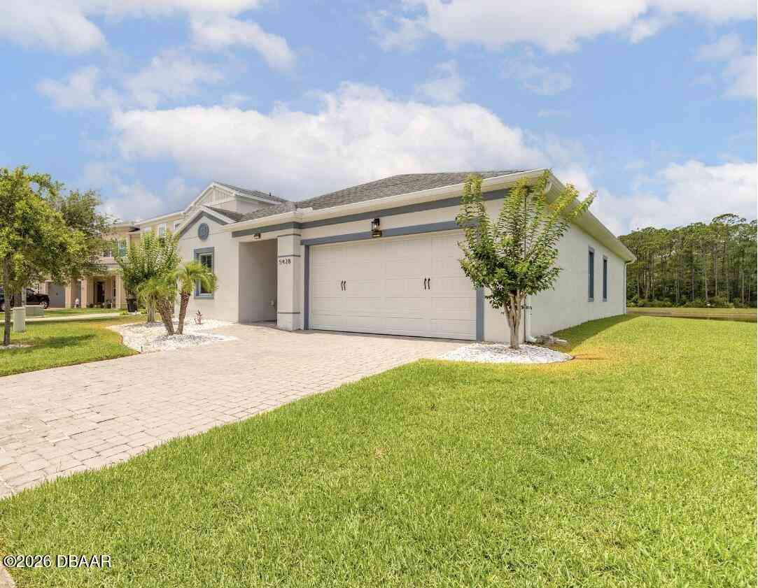 Homes For Sale - 5428 Hutchinson Street<br/> Port Orange, FL 32128