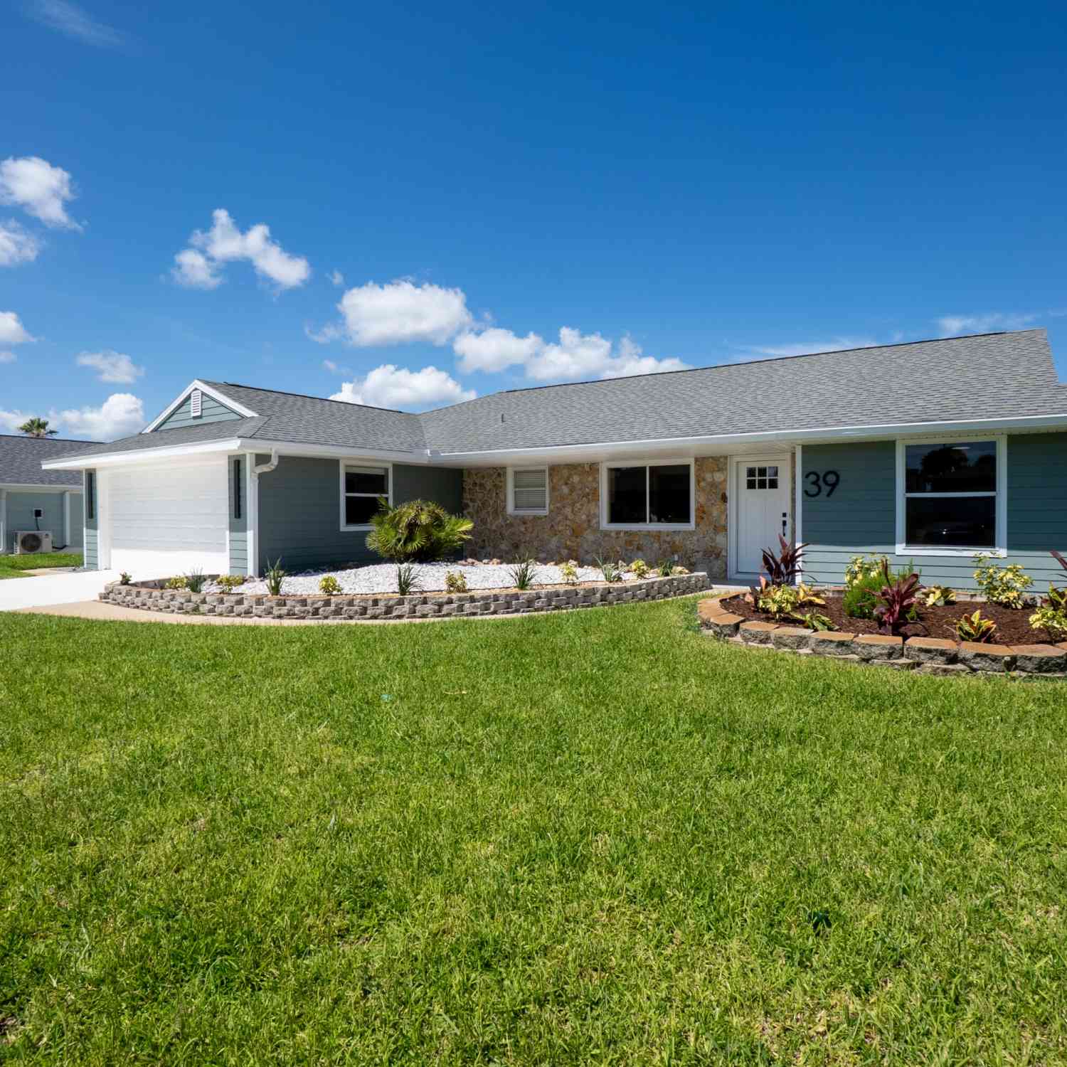 Homes For Sale - 39 Sea Harbor Drive<br/> Ormond Beach, FL 32176