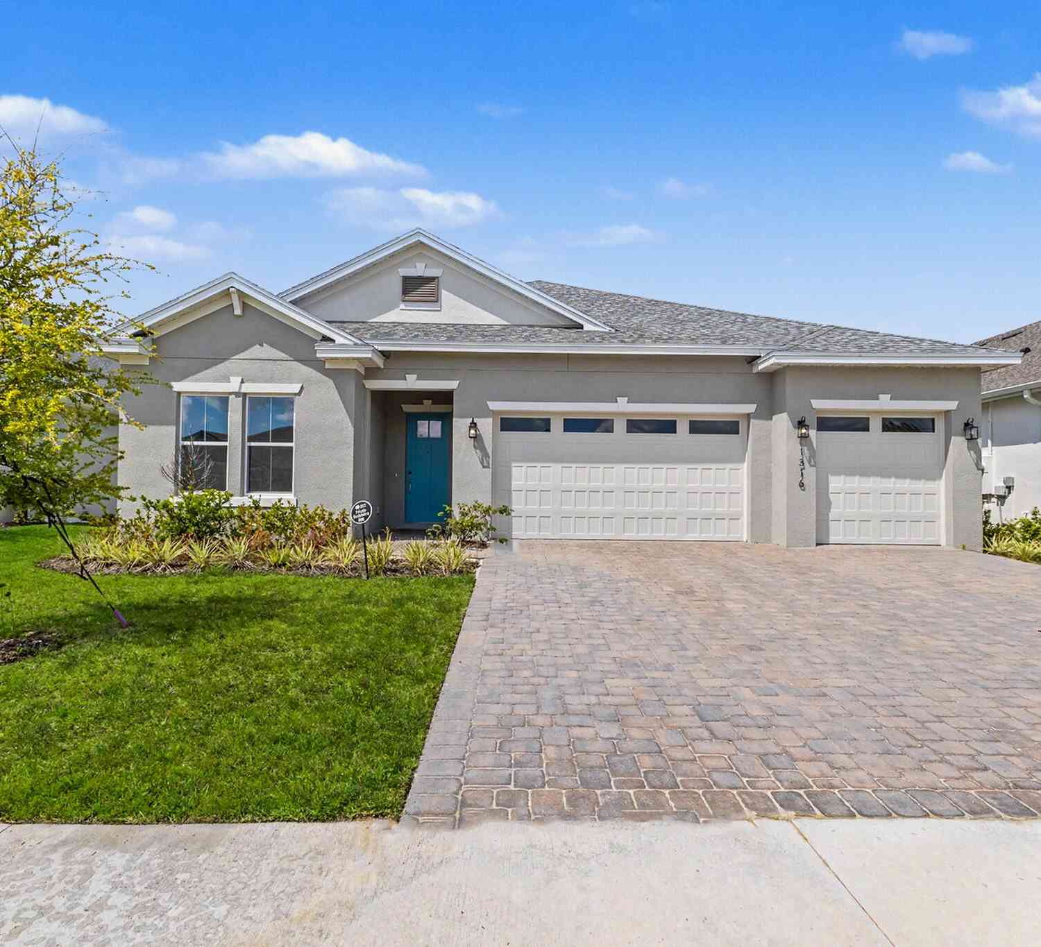 Homes For Sale - 1316 Loftwedge Circle<br/> Daytona Beach, FL 32124