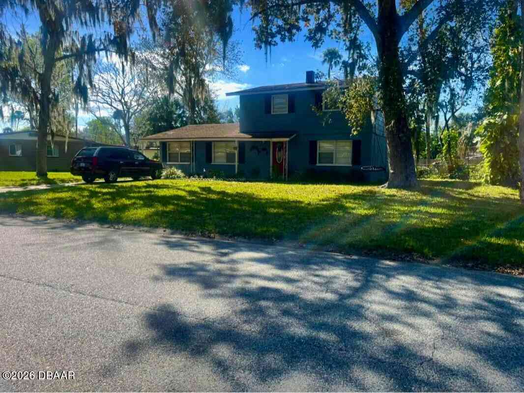 Homes For Sale - 1228 Oakwood Avenue<br/> Daytona Beach, FL 32114