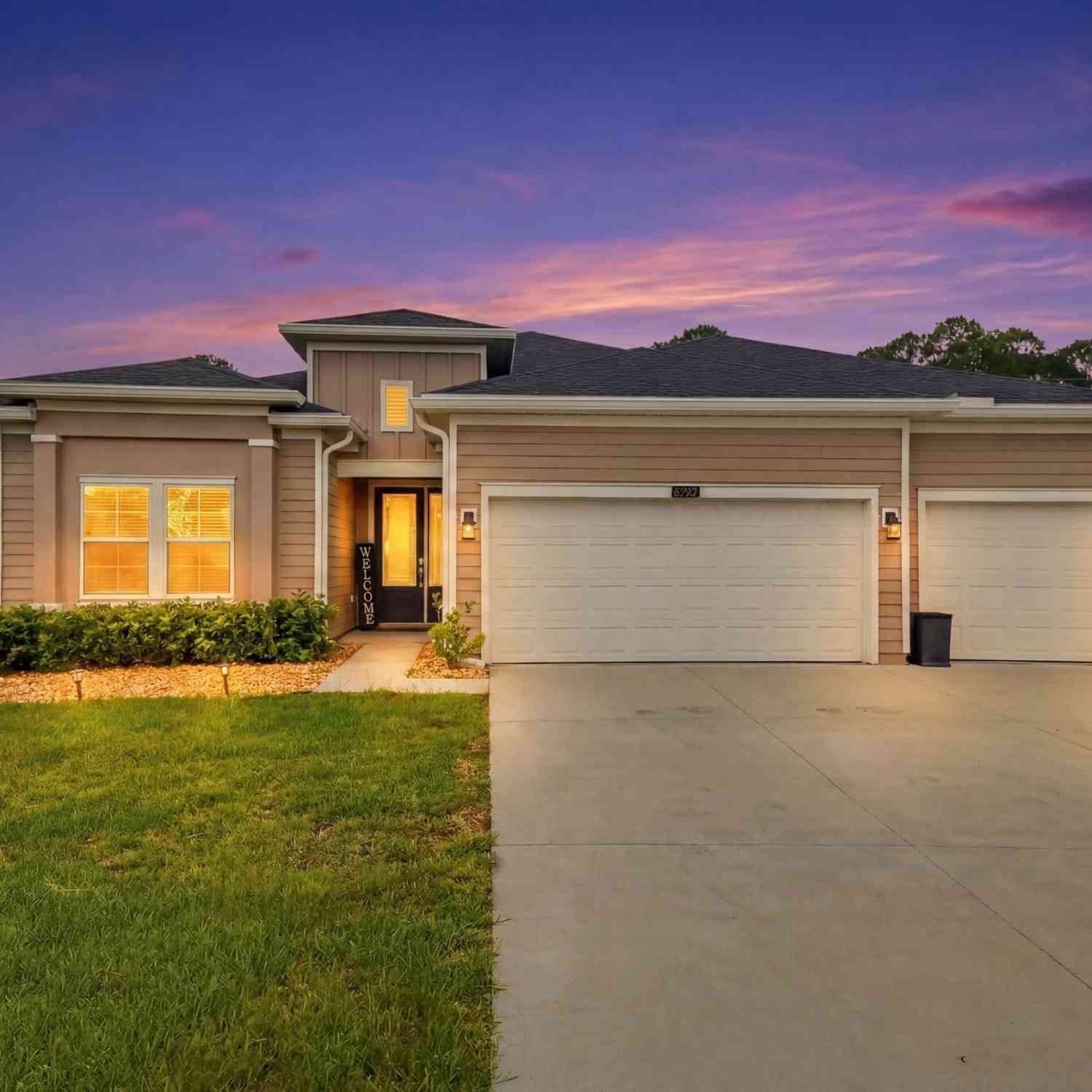 Homes For Sale - 2123 Raglan Circle<br/> Ormond Beach, FL 32174