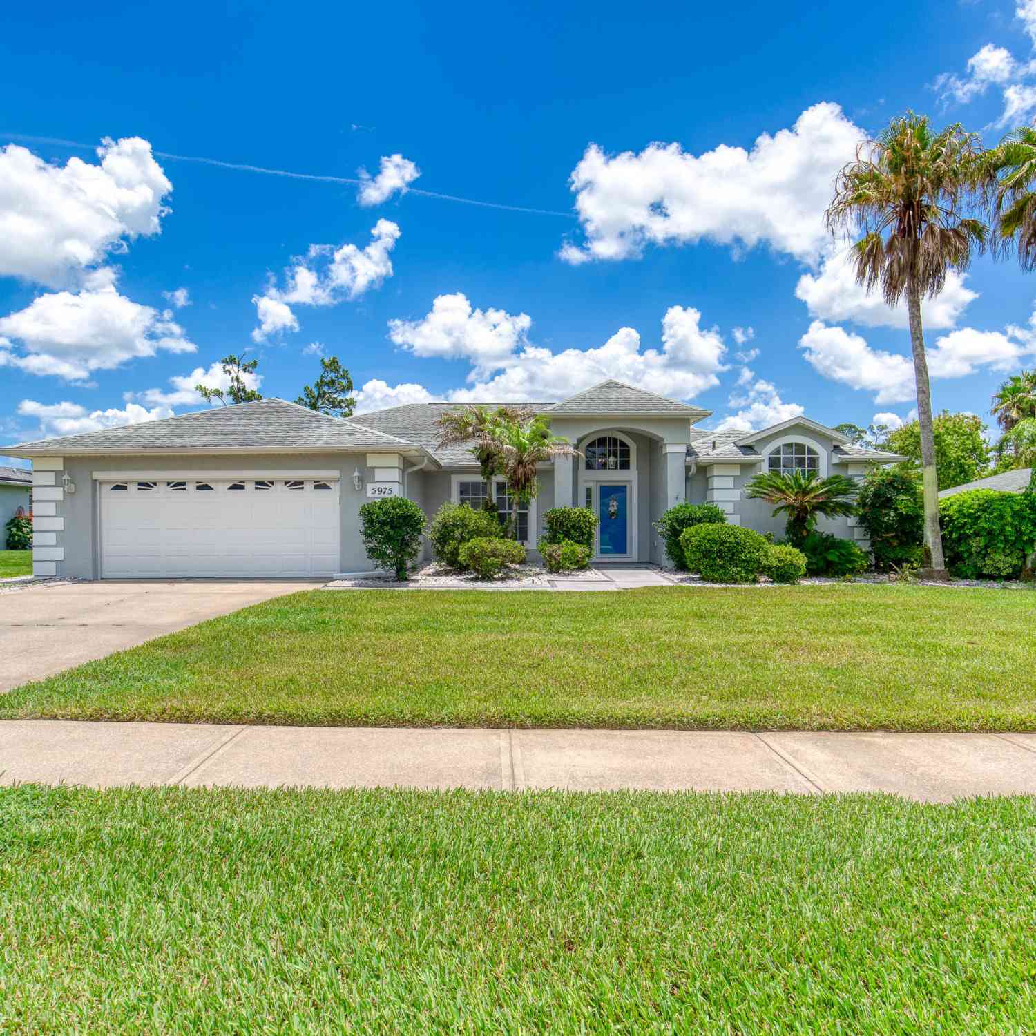 Homes For Sale - 5975 Sawgrass Point Drive<br/> Port Orange, FL 32128