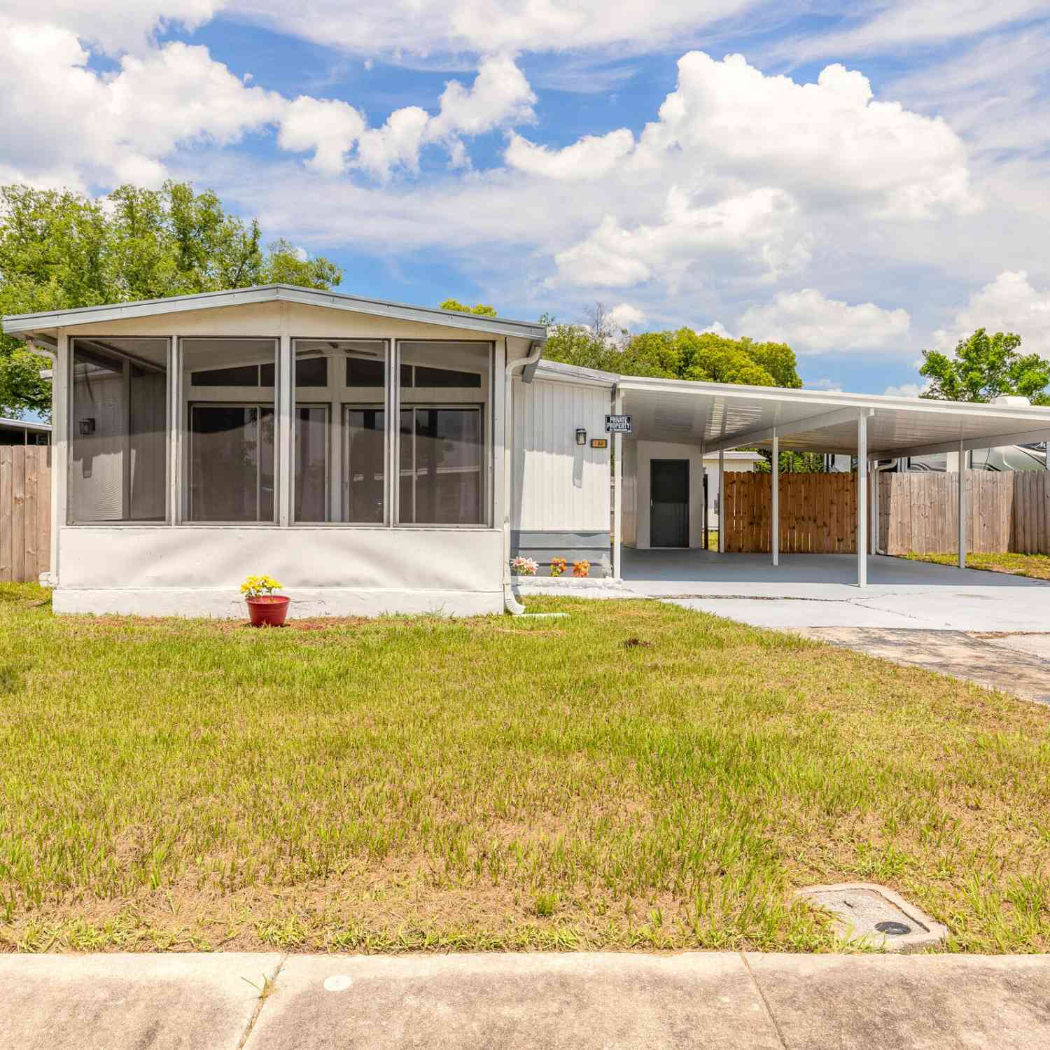 Mobile Home For Sale - 103 Aloha Terrace<br/> Port Orange, FL 32129